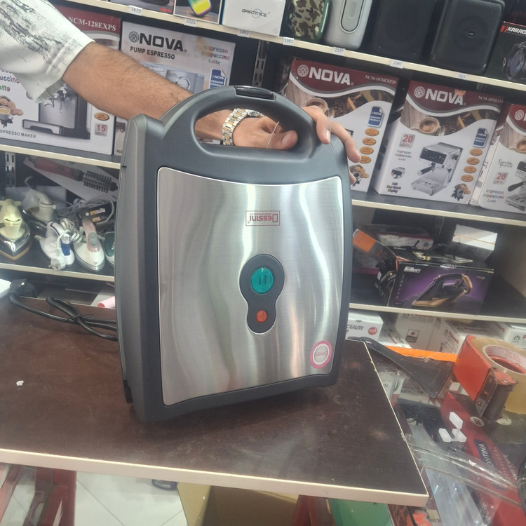 ساندویچ ساز سه کاره دسینی کد 3001